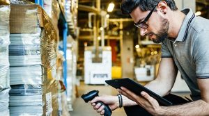 Customer satisfaction in the wholesale distribution industry|IDC report top priorities for midsize businesses 2017|Top technologies used in business - 2017 report